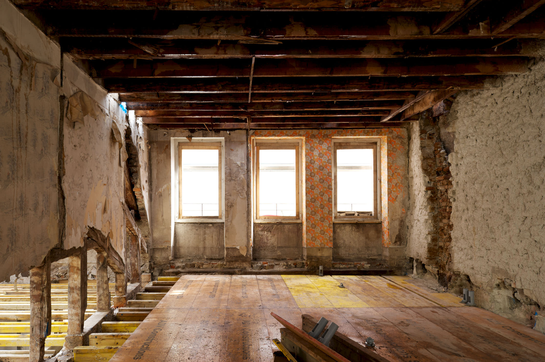 E10303  |  MplusV  |  Chantier Rue St. Francois, Lausanne